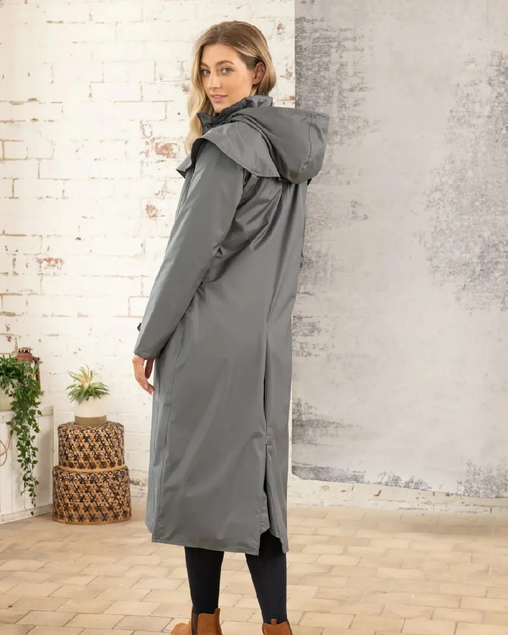 Lighthouse Outback Full Length Ladies Waterproof Raincoat