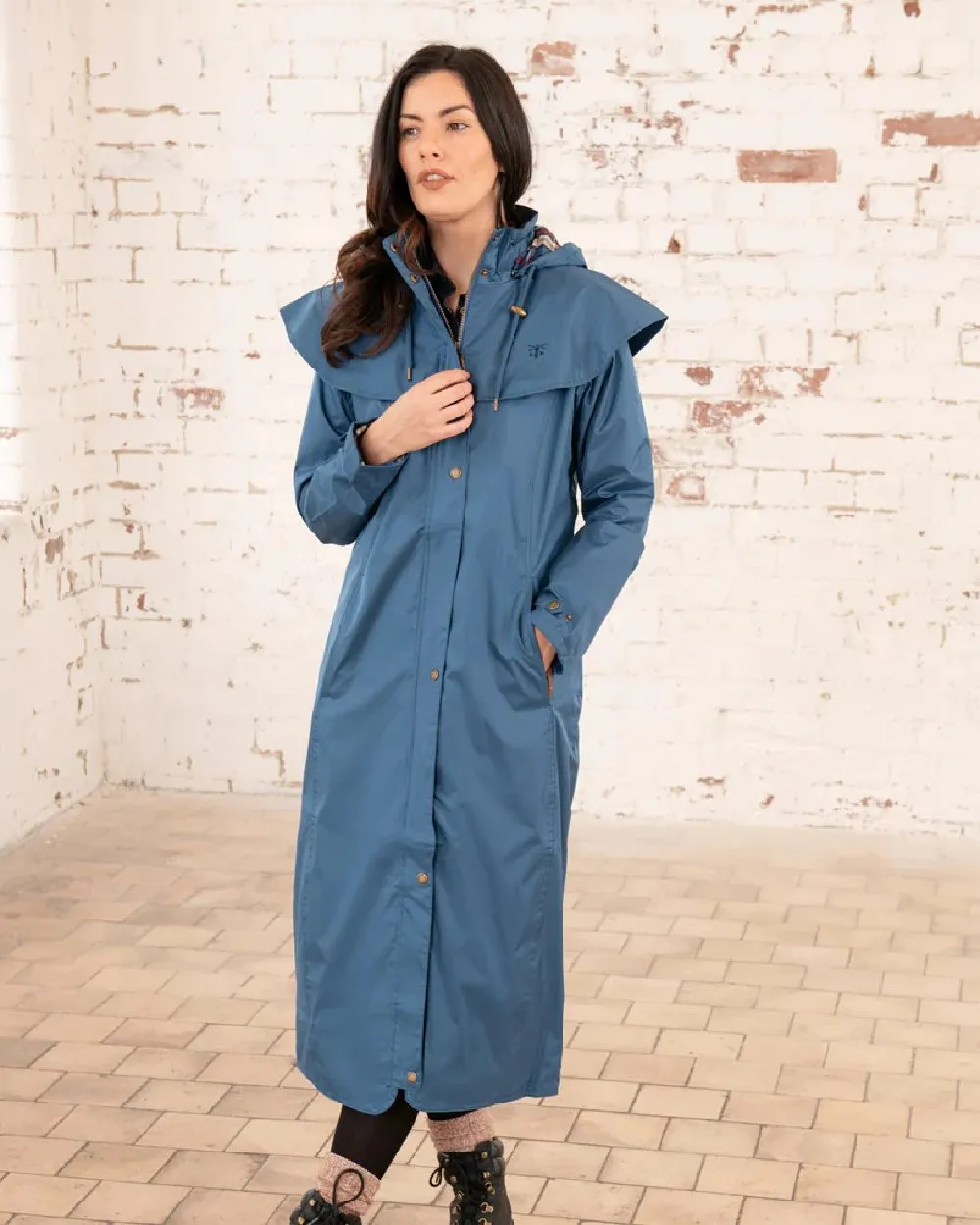 Lighthouse Outback Full Length Ladies Waterproof Raincoat