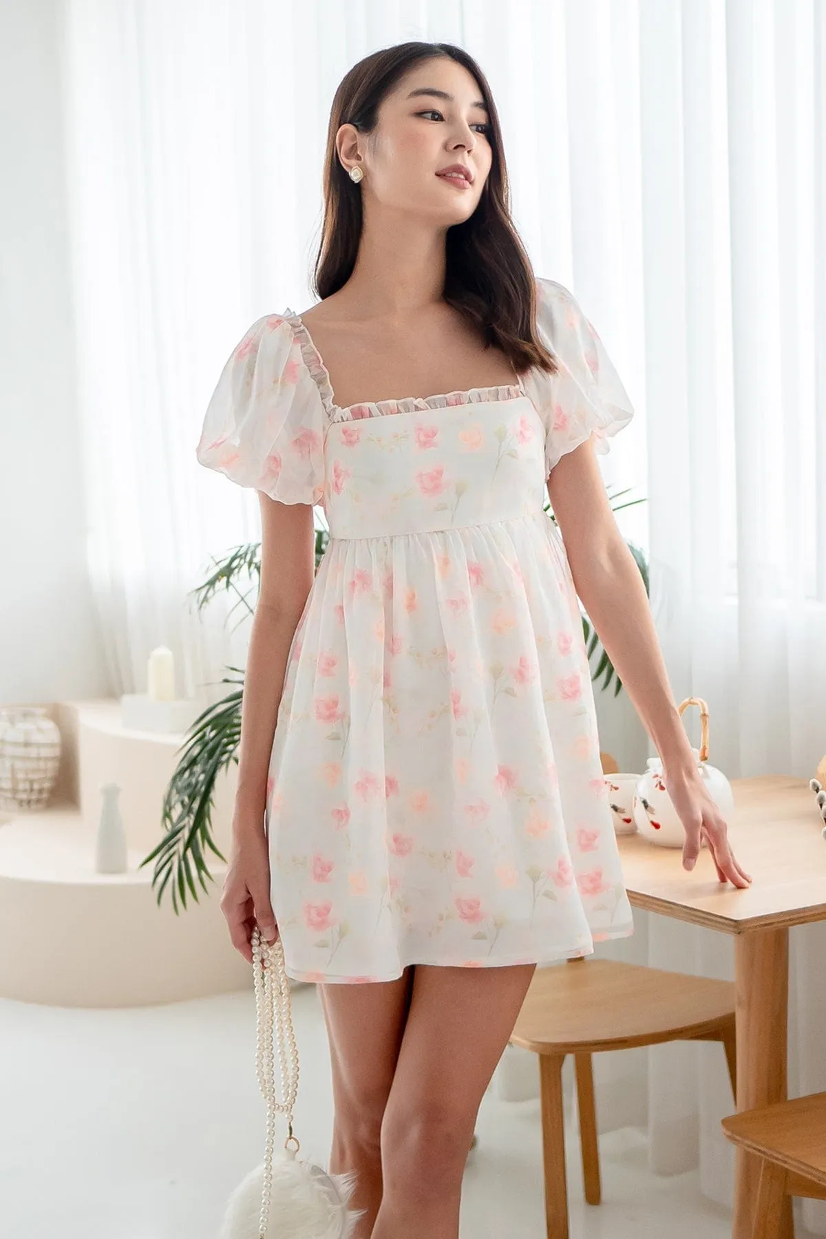 MORA WATERCOLOUR SLEEVE DRESS IN PINK