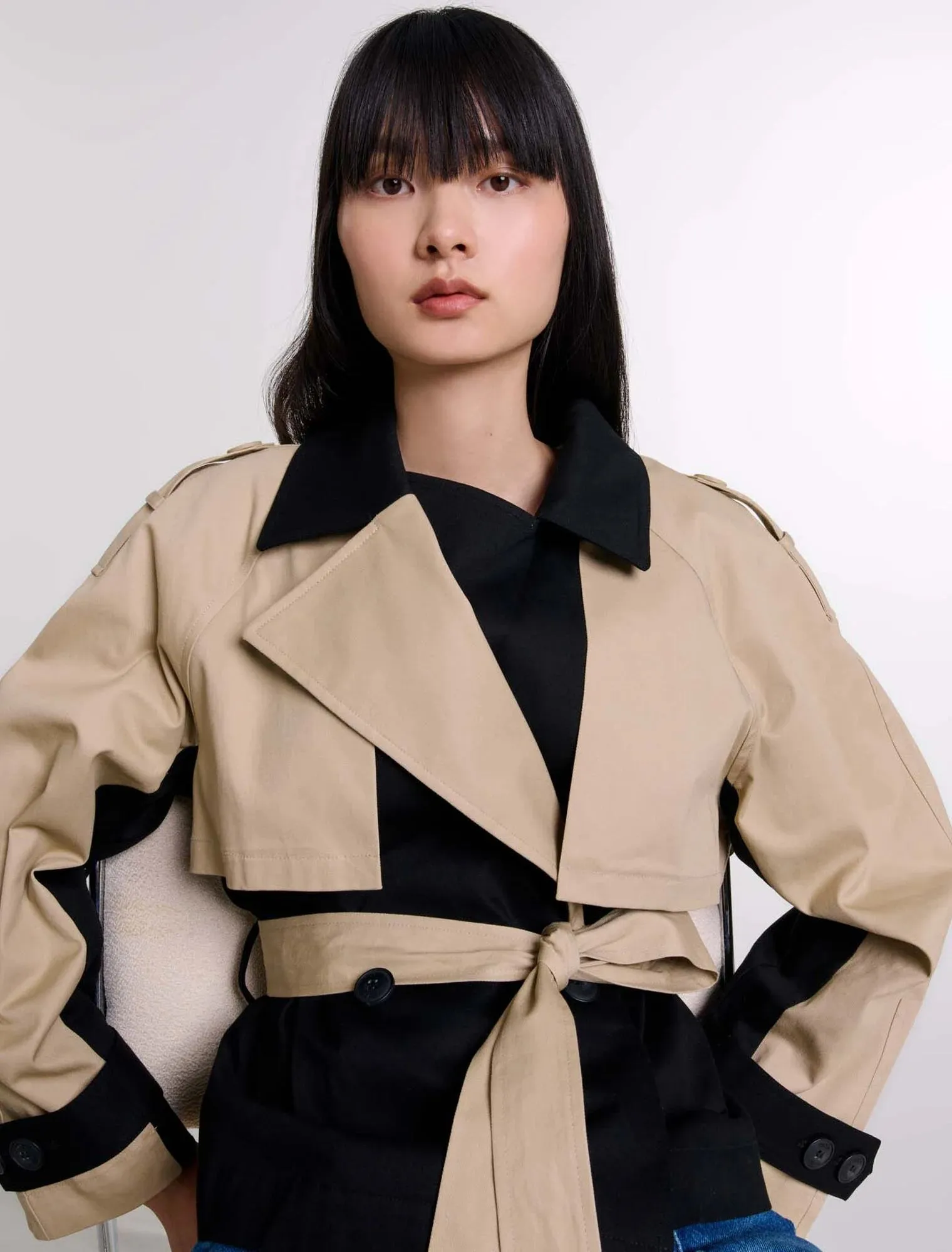 Short two-tone trench coat