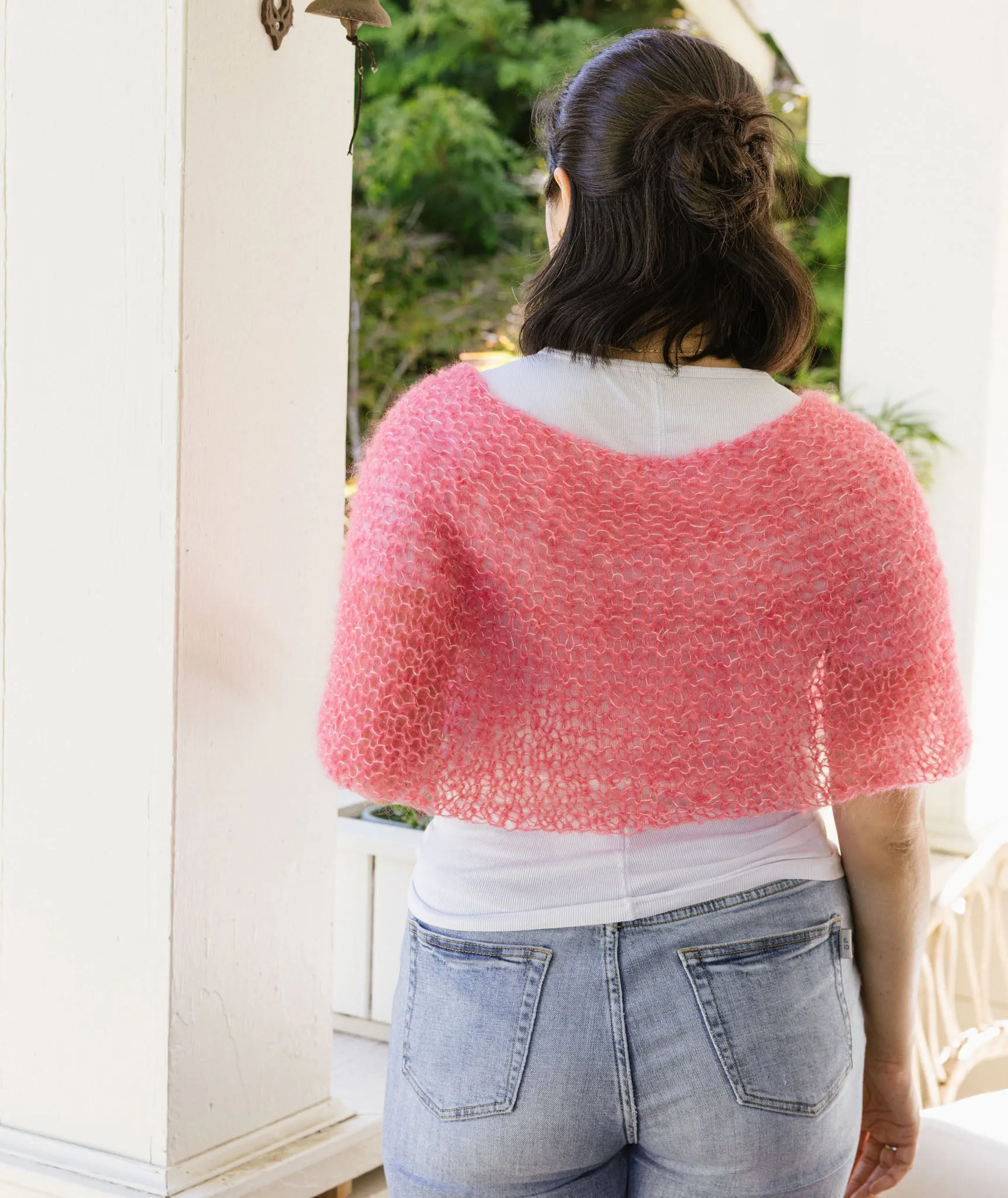 Shoulder Cozy Using Rauma Alpakka Lin