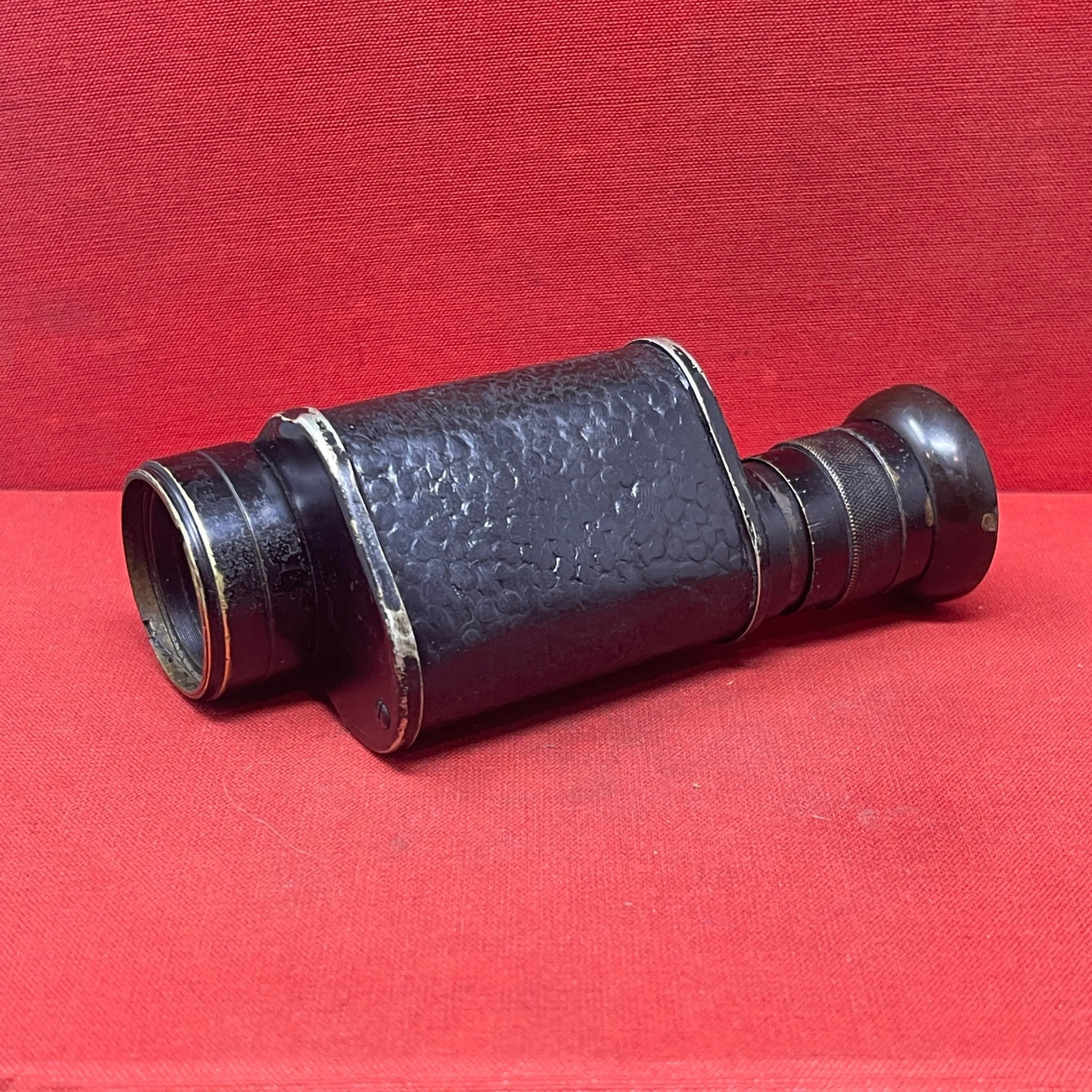 WW2 British Army  Graticued Prismatic x 6 Monocular